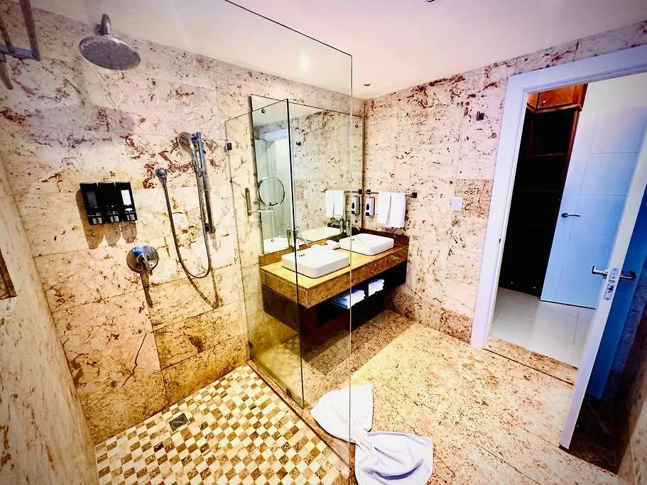 Apartment Best Vacation Suite Room Ocean Front 2Br-2Bath Punta Cana